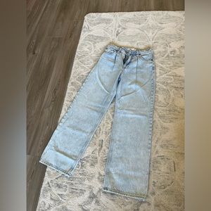 Abercrombie High Rise Loose Jeans